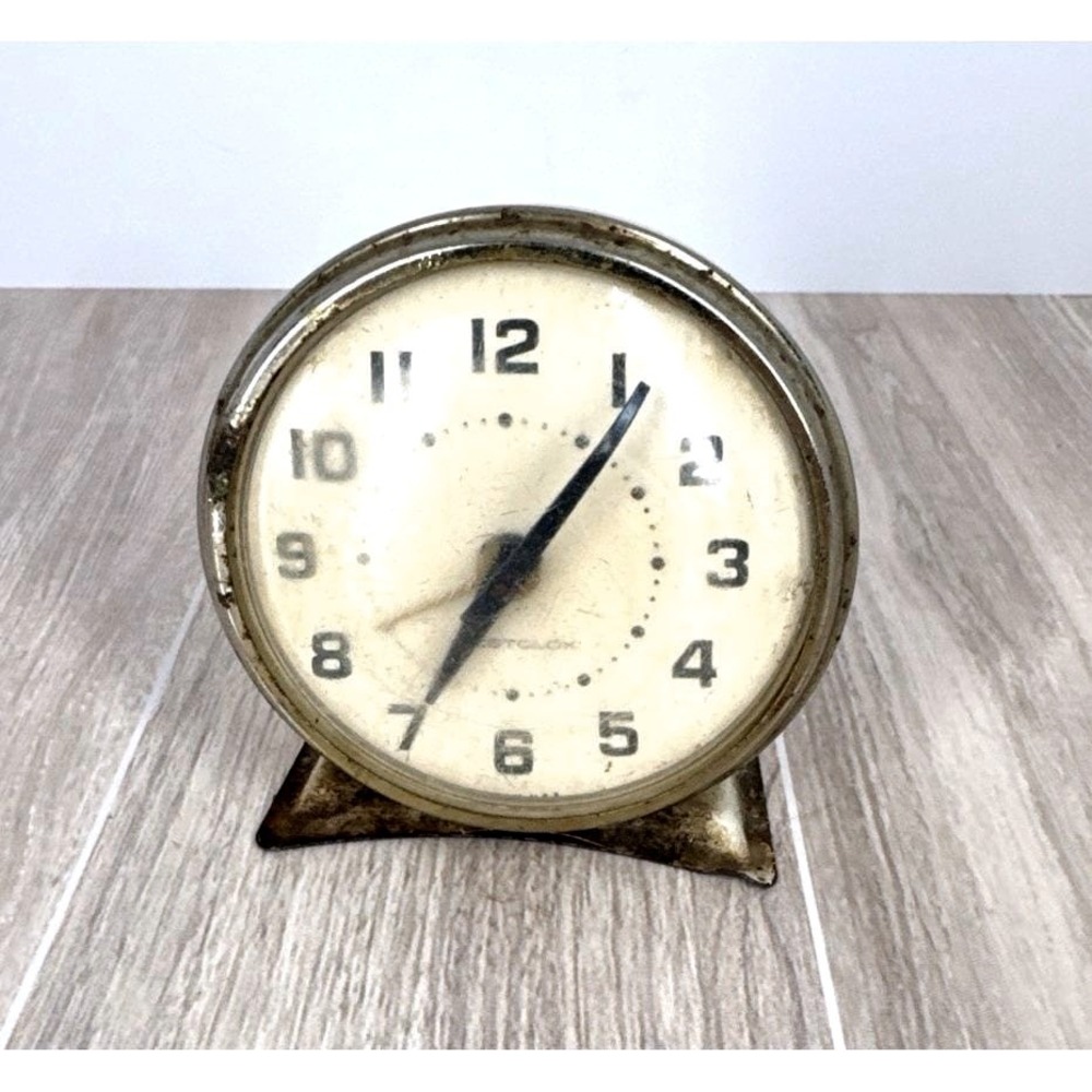 Vintage Mechanical Wind Up Alarm Clock Ticks‎ Parts Repair Rustic Decor